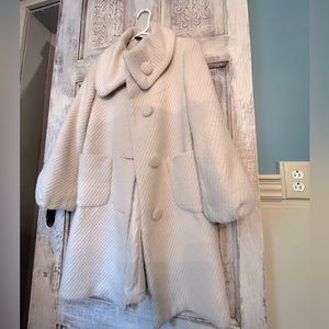 CHLOE. Size M, Taupe, iconic soft wool, EUC